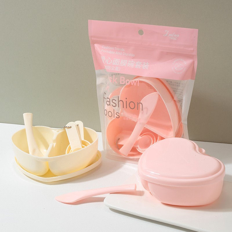LMLTOP new heart shaped separating beauty bowl eco-friendly face 4 in 1 mask applicator spatula and mixing bowl D0895